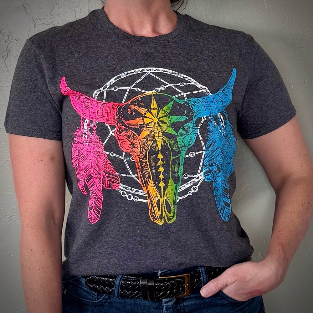 Dark Heather Gray Rainbow Steer Skull & Dreamweaver T-Shirt